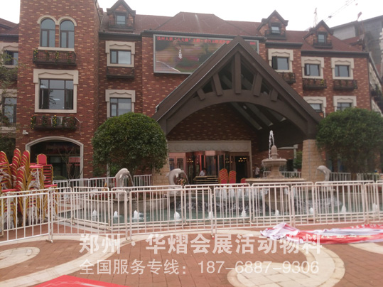 <b>汝州普罗旺世开盘铁马护栏</b>